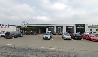 Garage Besret Sarlphoto
