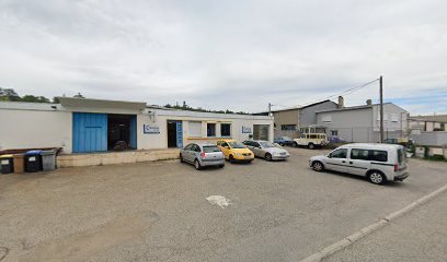 Garage Wartanphoto