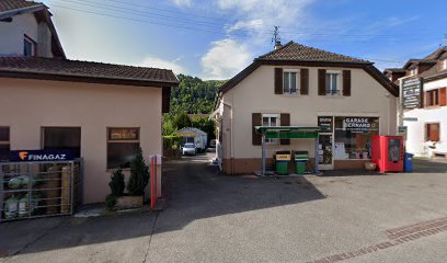 Garage Bernardphoto