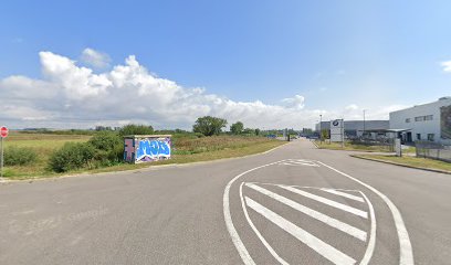 CAR Avenue FRANCEphoto