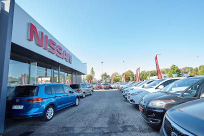 Nissan Nancy - HESS Automobilephoto
