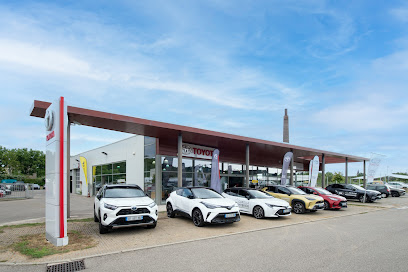 Toyota Givors - SIVAM by autospherephoto