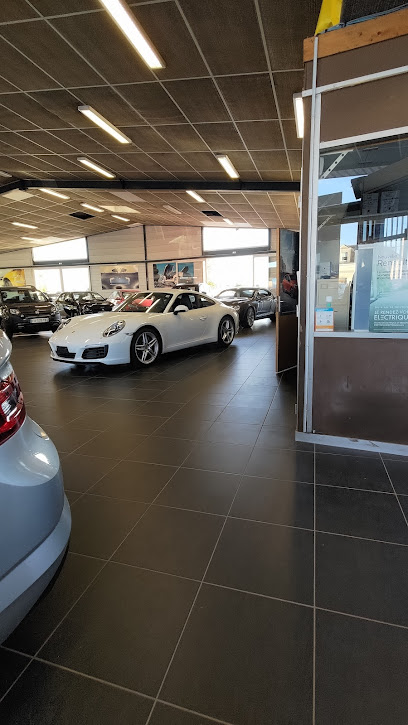 GARAGE DELETRE - Renaultphoto