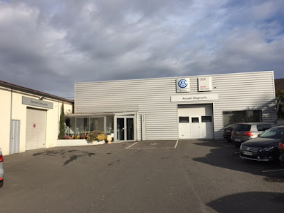 Volkswagen Saint Victurnien Seguin Automobilesphoto